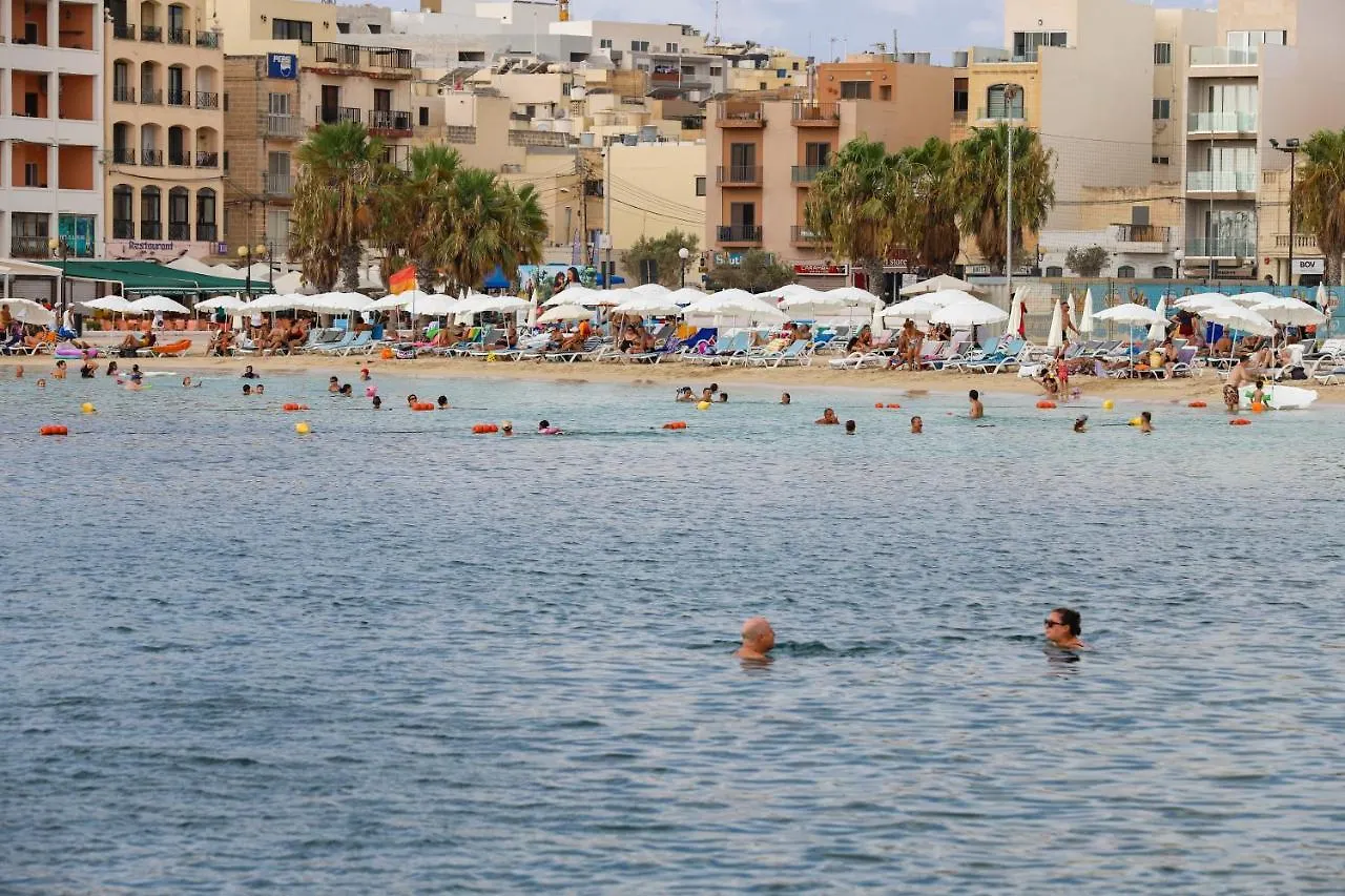 Gem Beachfront Apt With Amazing Bay And Sea Views Birżebbuġa 0*,